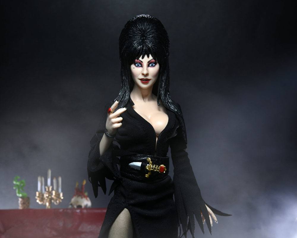 Elvira, Mistress of the Dark Figura Clothed 20 cm