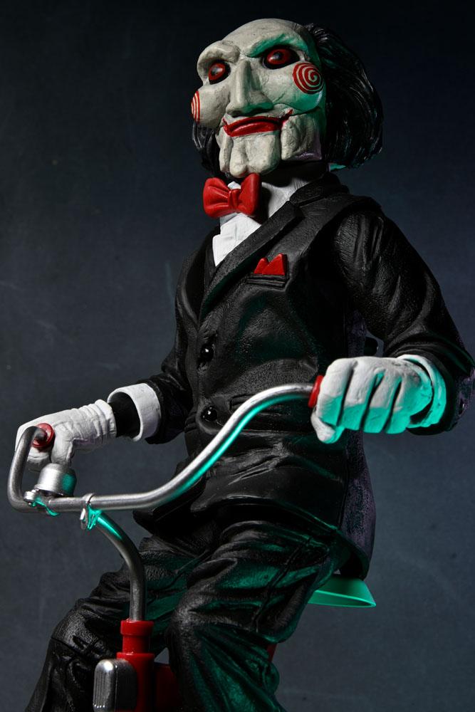 Saw Figura con sonido Billy con Triciclo 30 cm