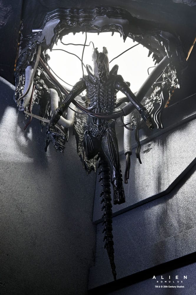 Alien: Romulus Figura Deluxe Suspended Lab Xenomorph XX121 18 cm