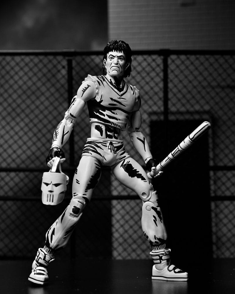 Teenage Mutant Ninja Turtles Figura Casey Jones Black & White 18 cm