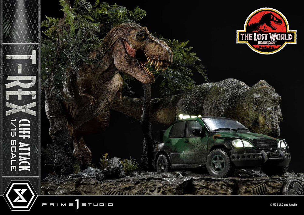Jurassic World: The Lost World Estatua 1/15 T-Rex Cliff Attack 53 cm