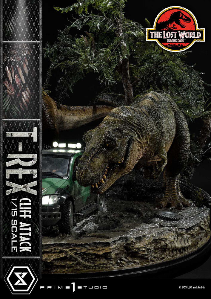 Jurassic World: The Lost World Estatua 1/15 T-Rex Cliff Attack 53 cm