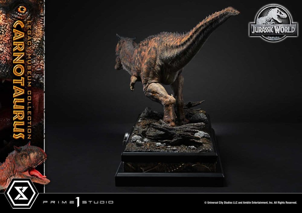 Jurassic World: Fallen Kingdom Legacy Museum Collection Estatua 1/15 Carnotaurus 38 cm