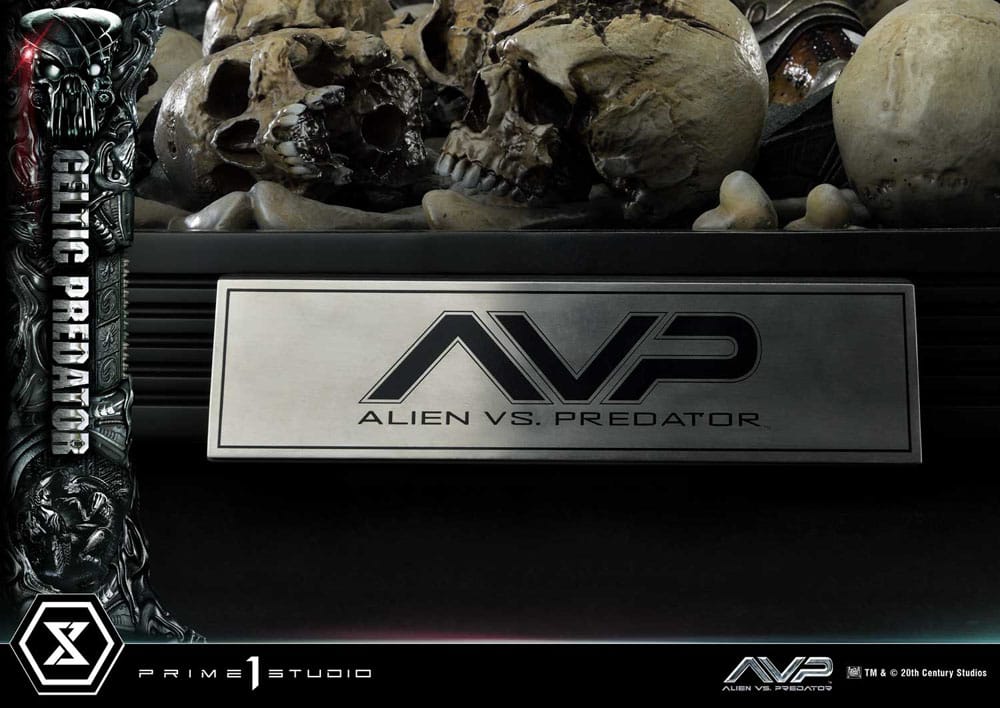 The Alien vs. Predator Estatua Museum Masterline Series 1/3 Celtic Predator 95 cm