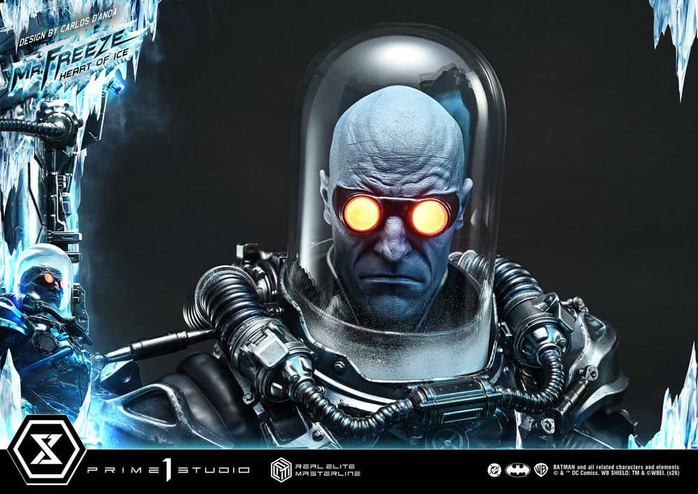 DC Comics Real Elite Masterline Series Estatua 1/3 Batman (Comics) Mr. Freeze Heart of Ice (Design by Carlos D'Anda) 82 cm