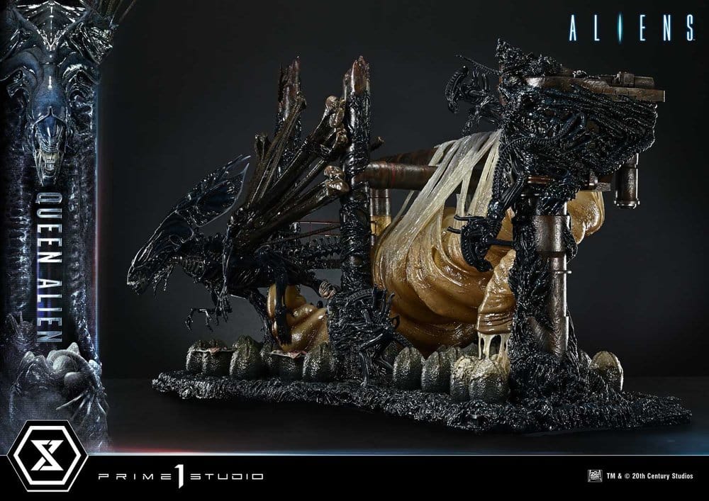 Aliens (Film) Ultimate Diorama Masterline Estatua Queen Alien 75 cm