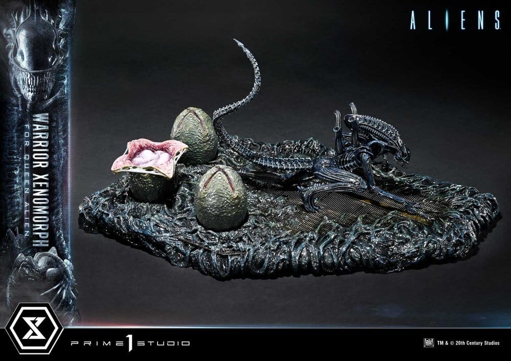 Aliens (Film) Ultimate Diorama Masterline Estatua Warrior Xenomorph for Queen Alien 23 cm