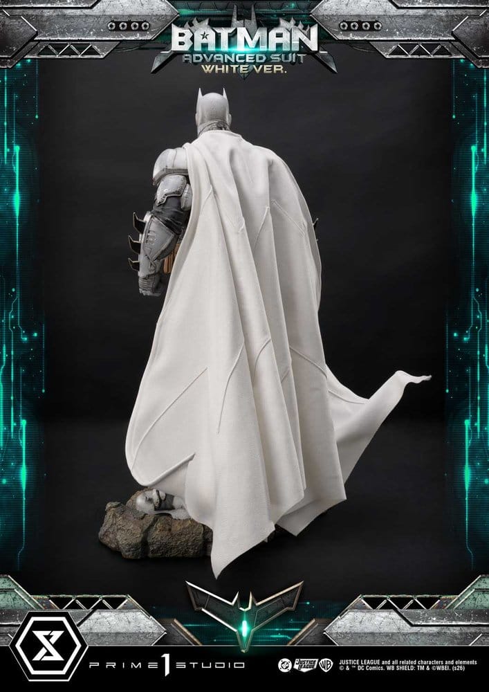 DC Comics Ultimate Museum Masterline Estatua Batman Advanced Suit White Version (Design By Josh Nizzi) 51 cm