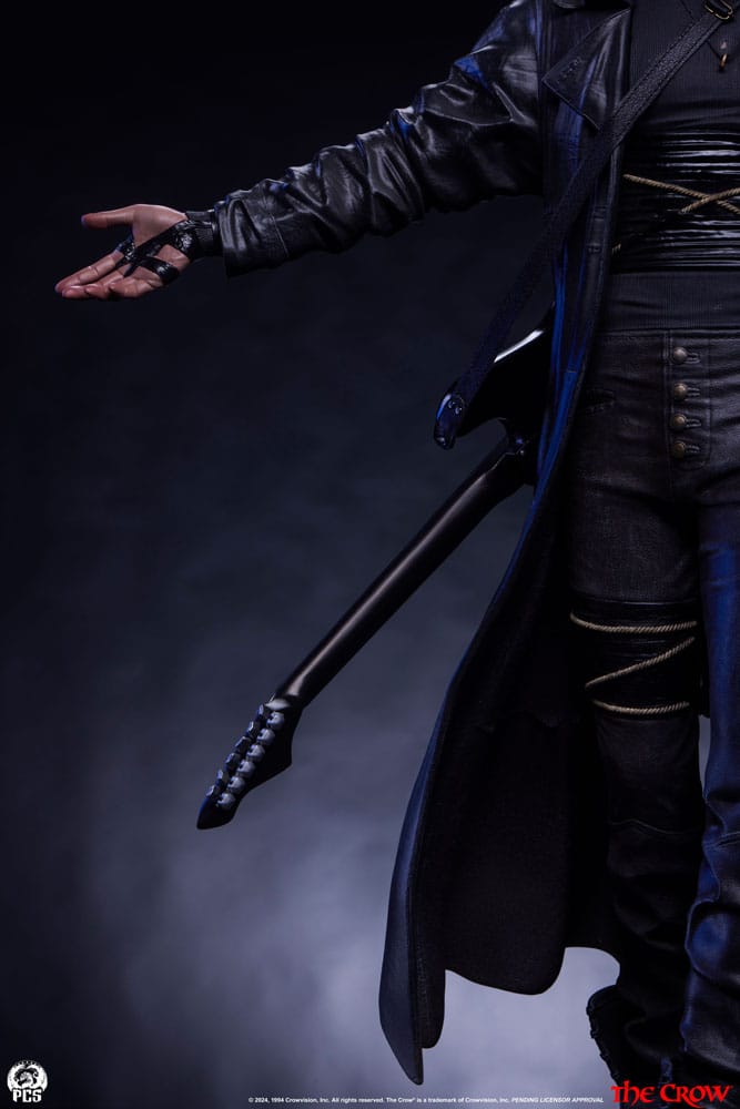 THE CROW 1:3 SCALE Estatua