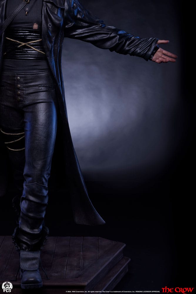 THE CROW 1:3 SCALE Estatua
