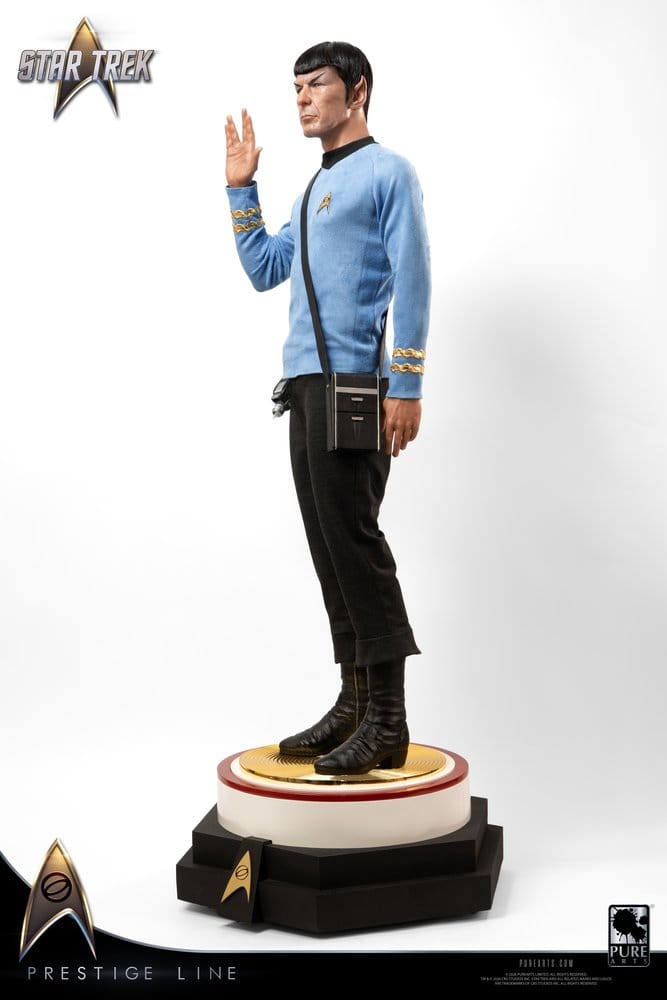 Star Trek Estatua 1/2 Scale Prestige Line Spock 111 cm