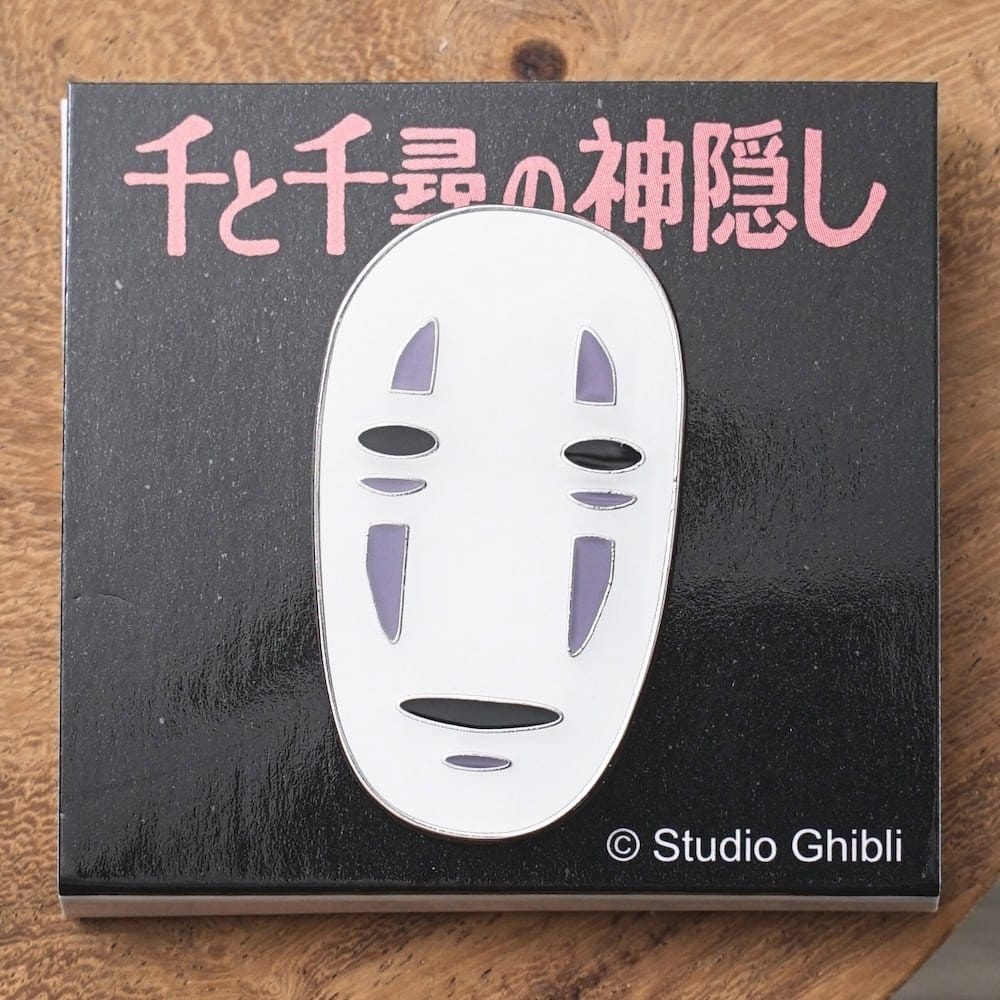 El viaje de Chihiro Pin No Face Close-up image