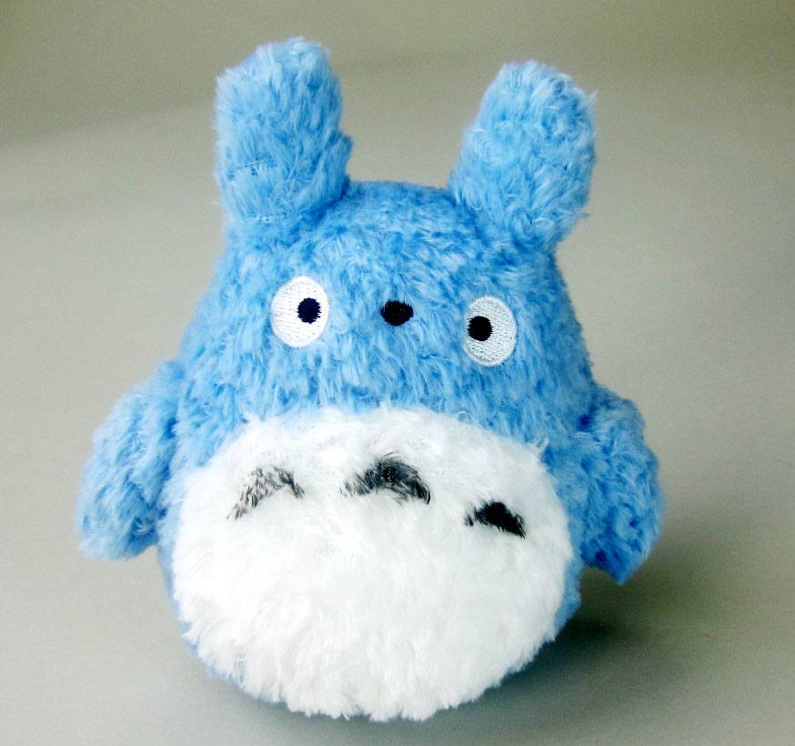 Studio Ghibli Peluche Fluffy Medium Totoro 14 cm Frikytopia