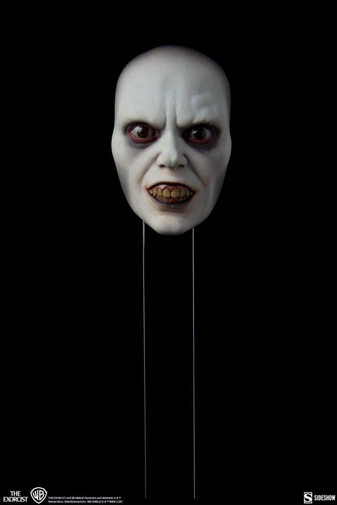 El exorcista Figura 1/6 Regan MacNeil 23 cm