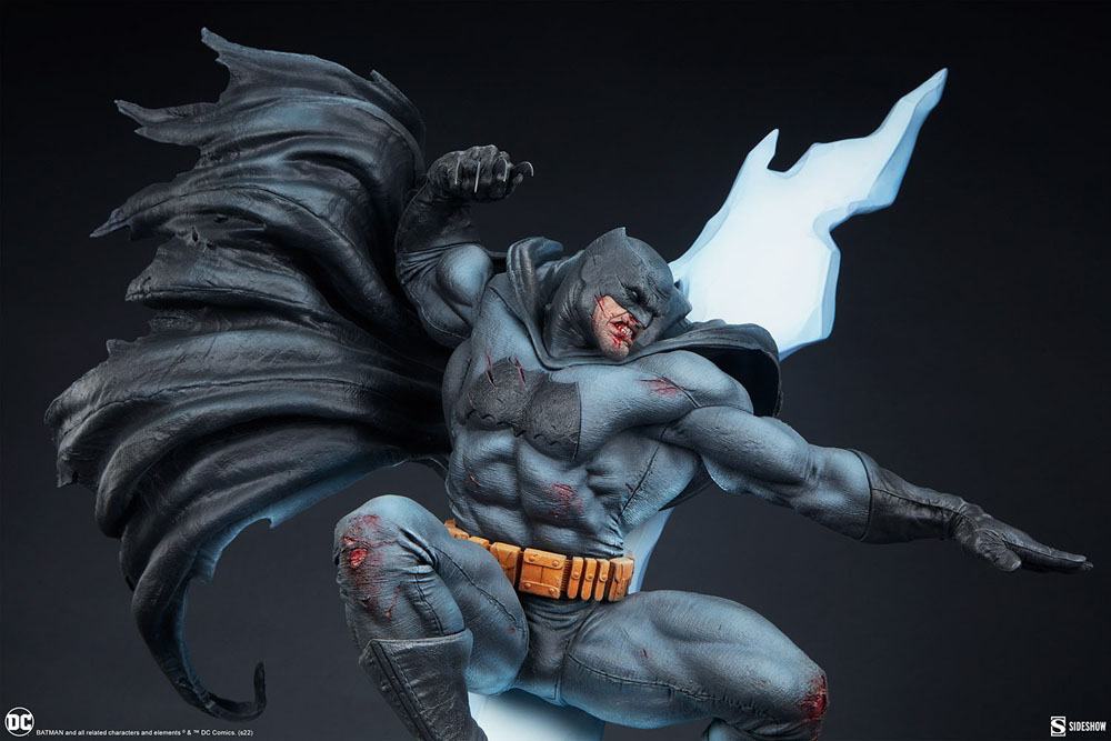 DC Comics Estatua Premium Format Batman: The Dark Knight Returns 80 cm