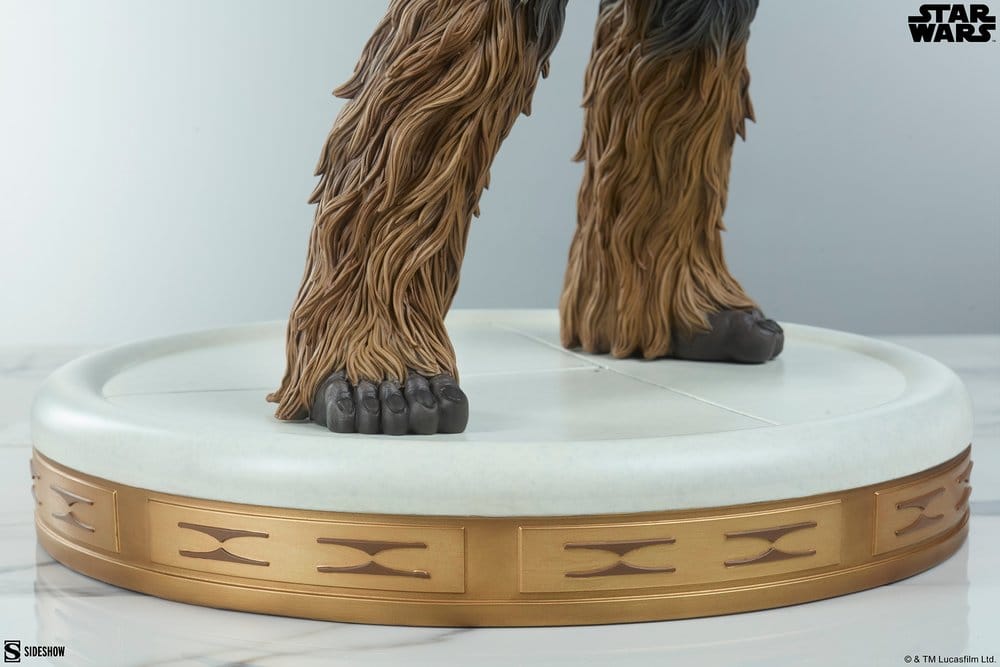 Star Wars Premium Format Estatua Chewbacca and C-3PO 63 cm