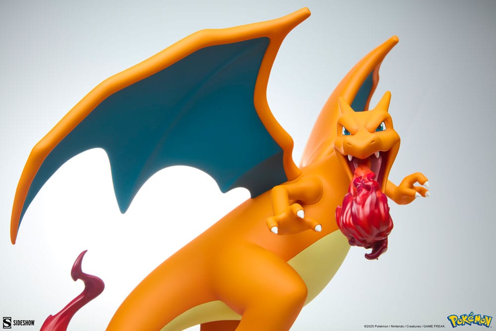 Pokémon Estatua Charizard 47 cm