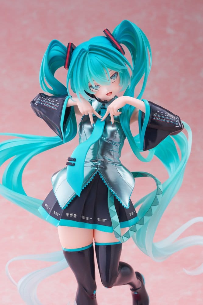 Hatsune Miku Figura PVC T-Most 30 cm