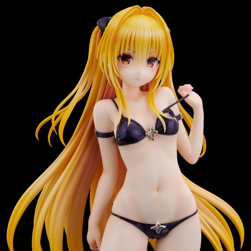 To Love Ru Darkness Figura PVC 1/4 Swimsuit Series Golden Darkness 39 cm