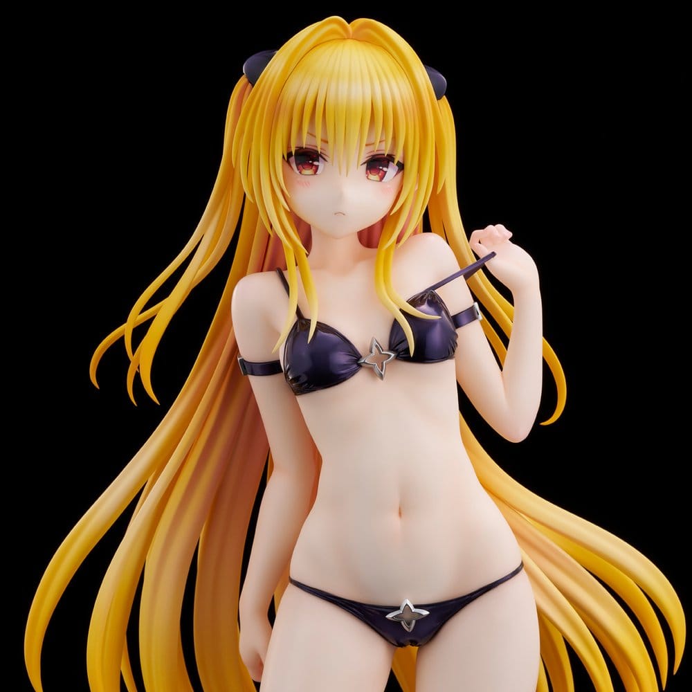 To Love Ru Darkness Figura PVC 1/4 Swimsuit Series Golden Darkness 39 cm