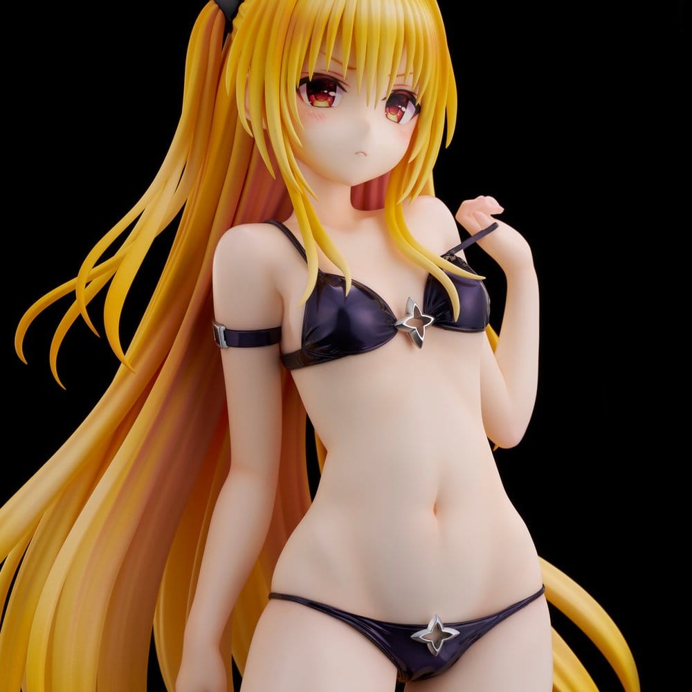 To Love Ru Darkness Figura PVC 1/4 Swimsuit Series Golden Darkness 39 cm
