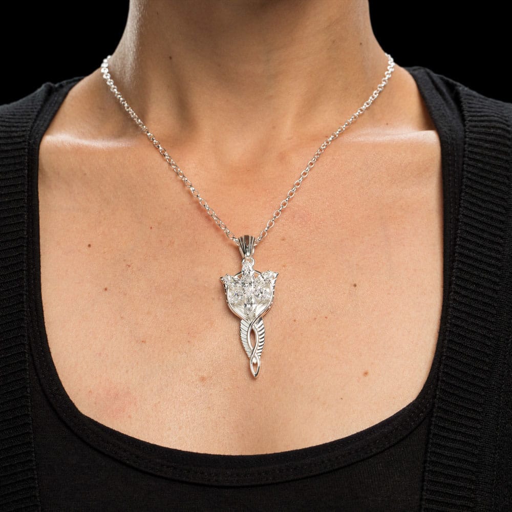 El Señor de los Anillos Réplica 1/1 Colgante & Collar de Arwen Evenstar (Plata de ley)