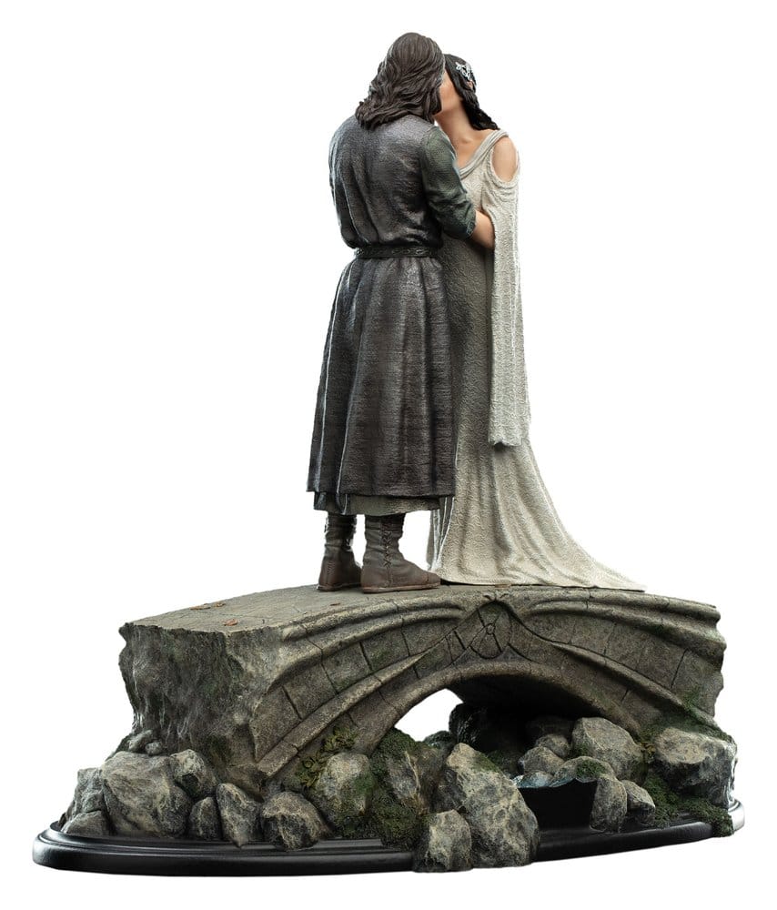 El Señor de los Anillos Estatua Aragorn & Arwen 24 cm
