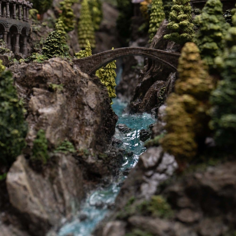 El Señor de los Anillos Diorama Rivendell Edición Limitada 28 cm
